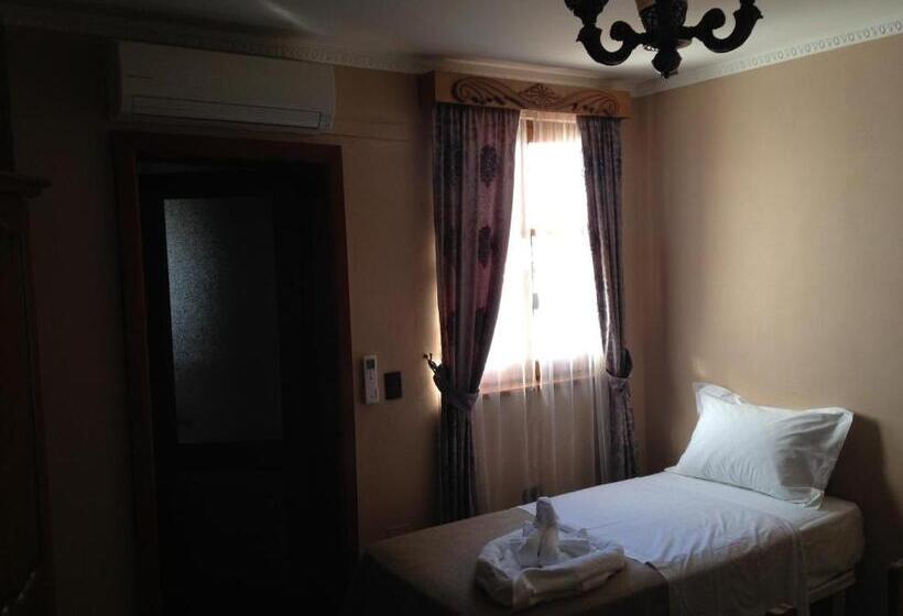 اتاق پنجتخته استاندارد, Vila Mano