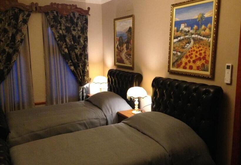 اتاق لوکس چهار تخته, Vila Mano