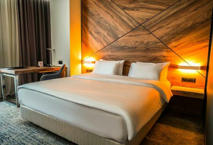 스탠다드 룸 킹사이즈 침대, Messier 53 Hotel Yerevan