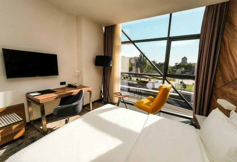 스탠다드 룸 킹사이즈 침대, Messier 53 Hotel Yerevan