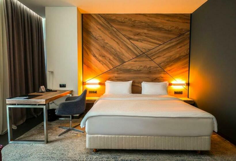 스탠다드 룸 킹사이즈 침대, Messier 53 Hotel Yerevan