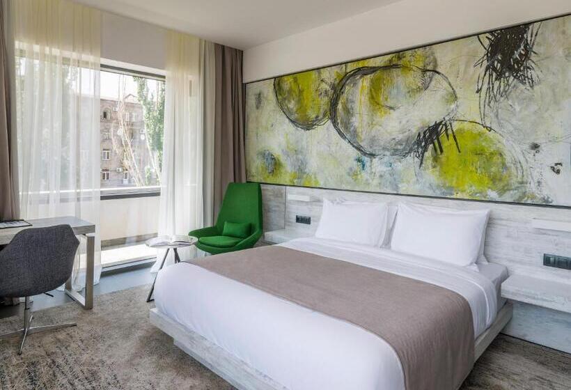스탠다드 룸 킹사이즈 침대, Messier 53 Hotel Yerevan