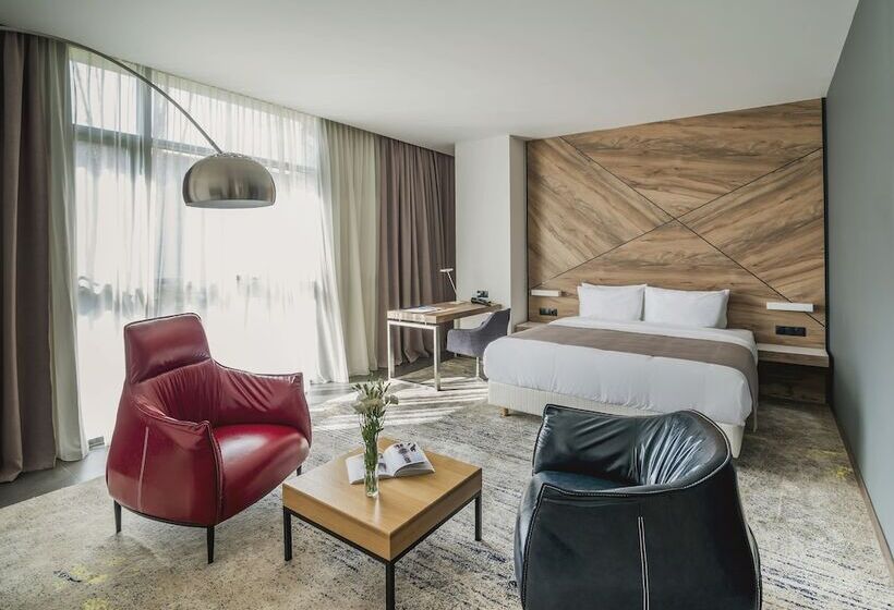 스탠다드 룸 킹사이즈 침대, Messier 53 Hotel Yerevan