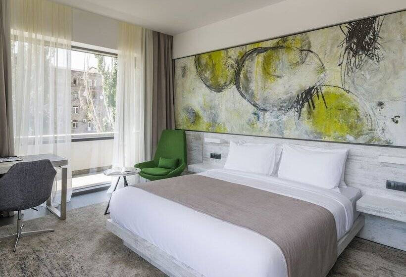 스탠다드 룸 킹사이즈 침대, Messier 53 Hotel Yerevan