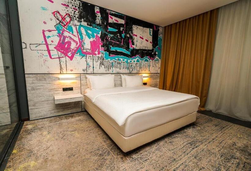 스탠다드 룸 킹사이즈 침대, Messier 53 Hotel Yerevan