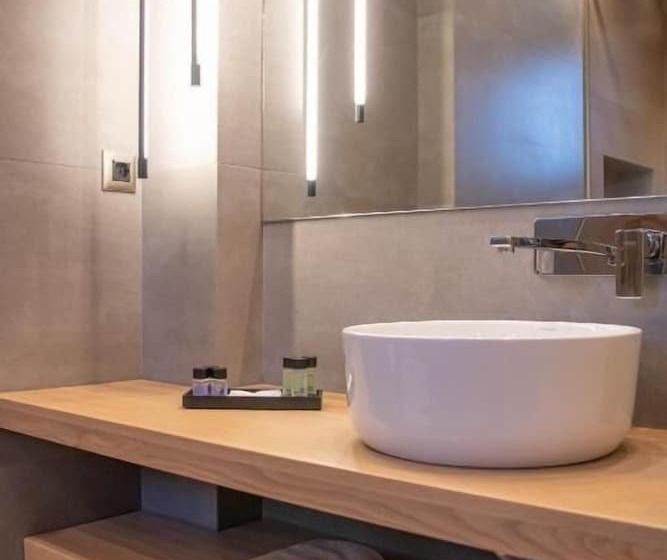 חדר דלוקס לשלושה, Villa Sophia