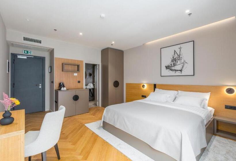 スタンダードルーム, Squero