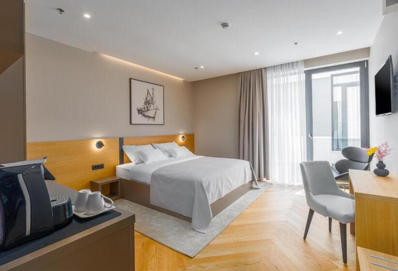 スタンダードルーム, Squero