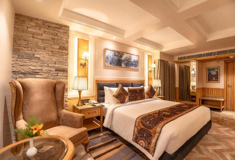 اتاق سوپریور, Presidium Sarovar Premiere Dalhousie