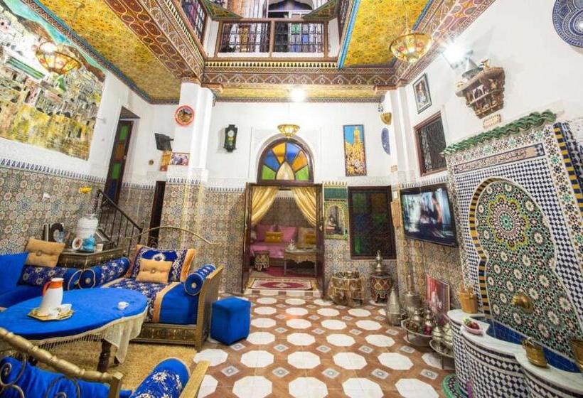 标准间, Riad Abqari Youssefi