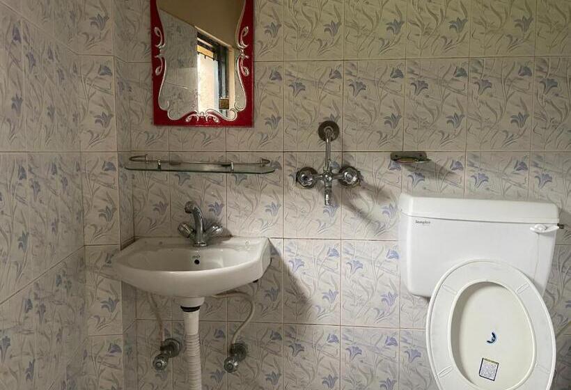 اتاق استاندارد, Yuriko Guest House