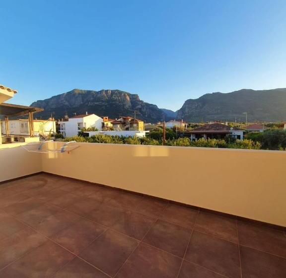 סטודיו דלוקס, Alkistis