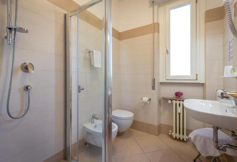 Camera Tripla Superiore, B&b Dolce Luna