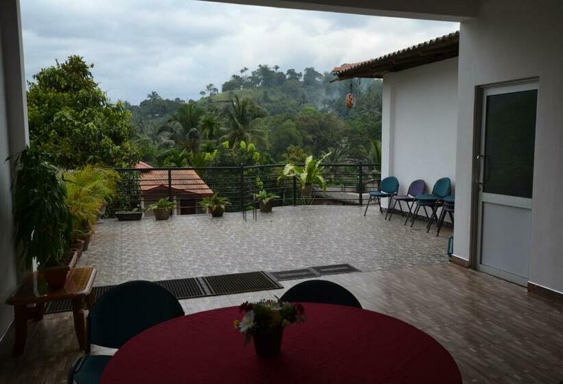 غرفة إقتصادية, A&b Events Guest