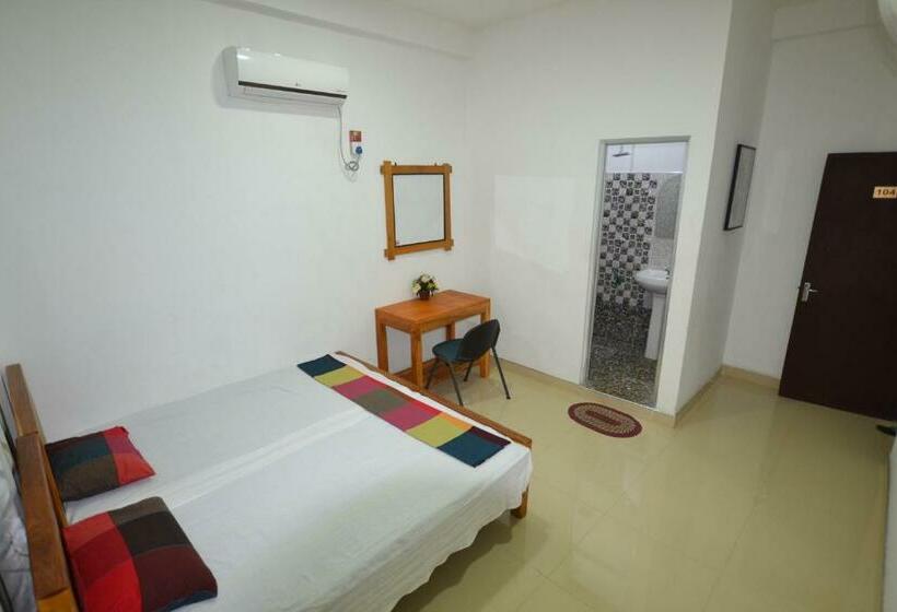 غرفة إقتصادية, A&b Events Guest