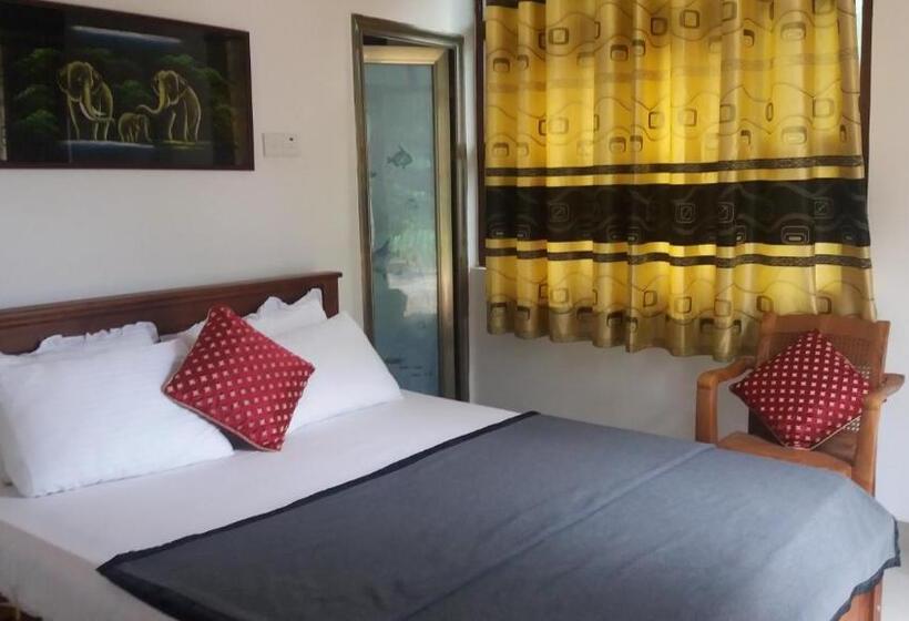 Cameră Economică, Freedom Lodge Ella