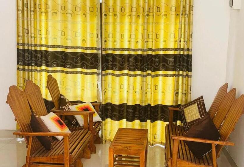 Cameră Triplă Economică, Freedom Lodge Ella