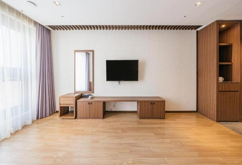 スタンダードトリプルルーム, Air City Jeju