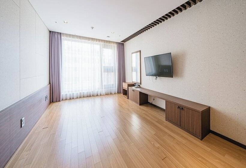 デラックスルーム, Air City Jeju