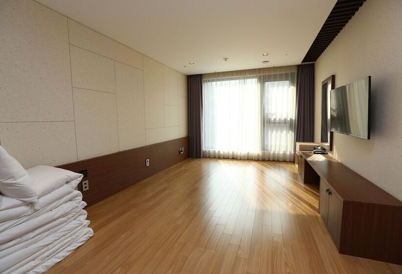 Номер Deluxe, Air City Jeju