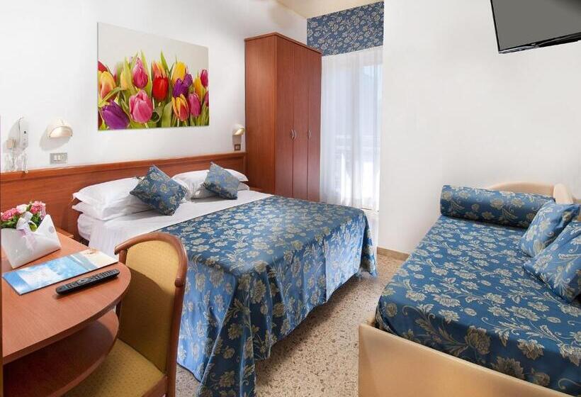 バルコニー付きスタンダードトリプルルーム, Caesar