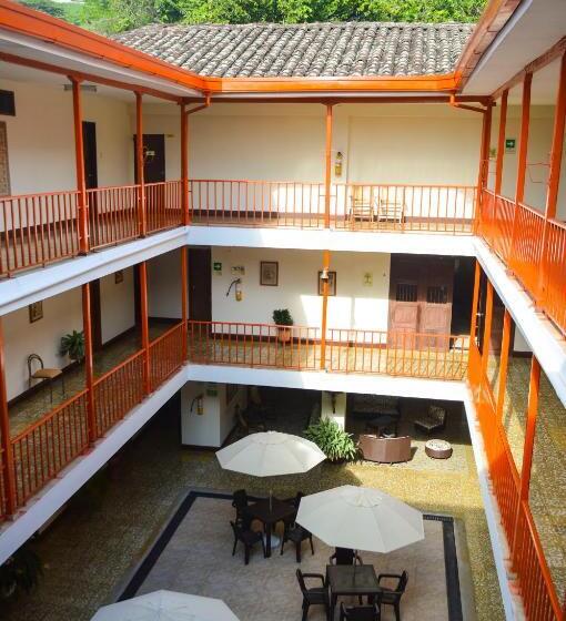 חדר סטנדרט לשלושה, Imca