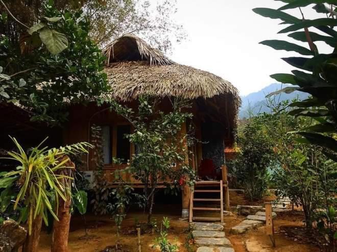 اتاق خانوادگی, La Maison De Buoc