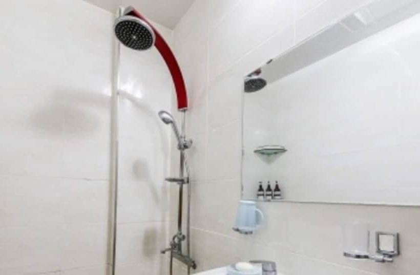 Standard Værelse, Namwon