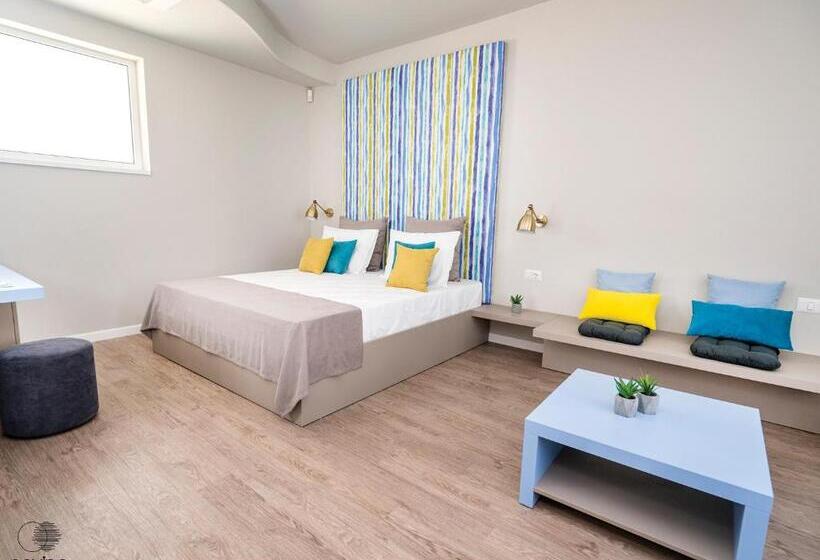 ビラホテル１ベッドルーム, Nayino Resort