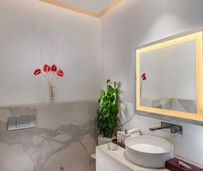 Президентский Люкс, Sandal Suites By Lemon Tree Hotels