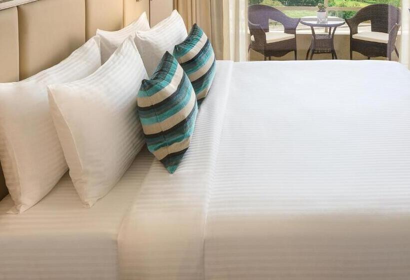 جناح, Sandal Suites By Lemon Tree Hotels