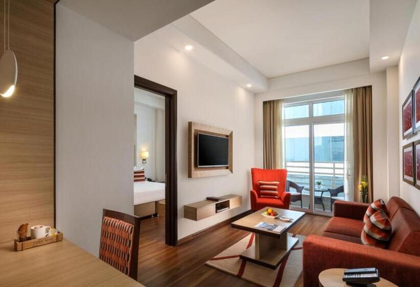 豪华套房, Sandal Suites By Lemon Tree Hotels