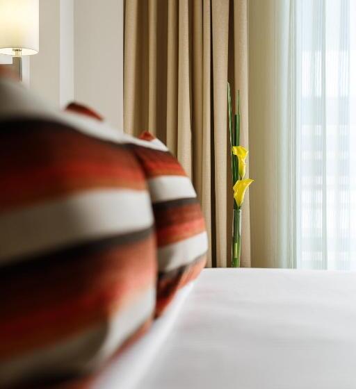 豪华套房, Sandal Suites By Lemon Tree Hotels