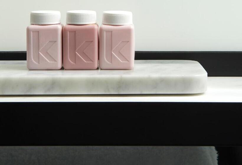 スタンダードシティビュールーム, Tribe Perth