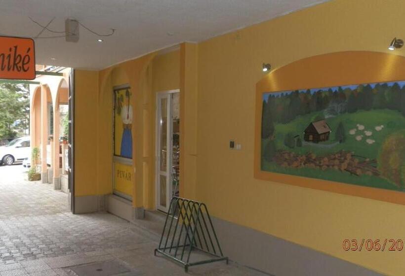 Номер Deluxe, Penzión Marína Pri Slovenskej Reštaurácii