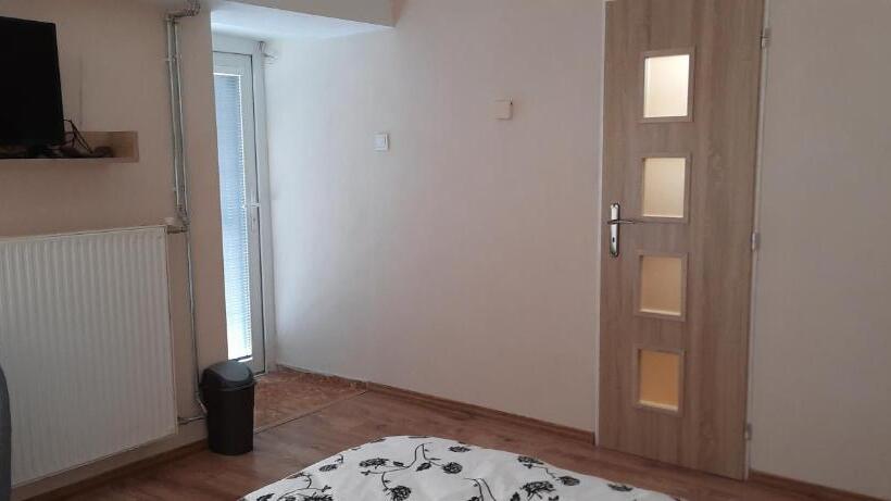 Номер Deluxe, Penzión Marína Pri Slovenskej Reštaurácii