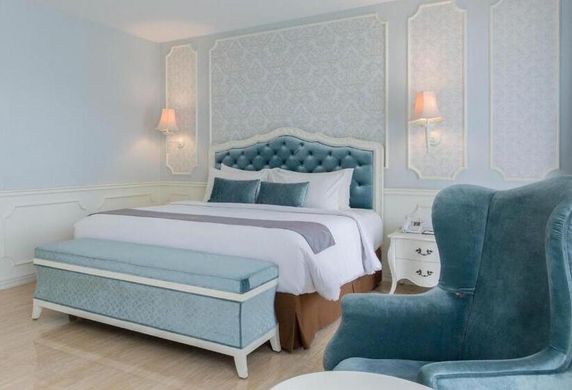 جناح جونيور, Grand Keisha Yogyakarta