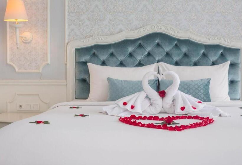 Полулюкс, Grand Keisha Yogyakarta