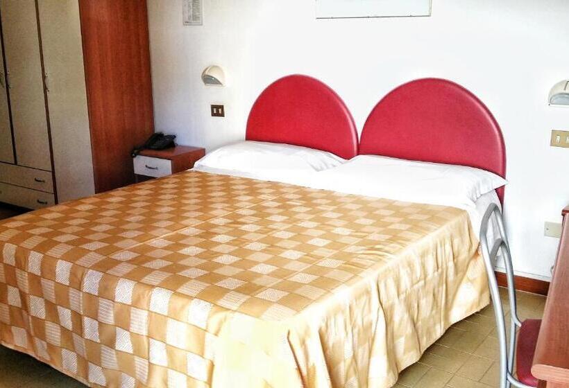 اتاق استاندارد با بالکن, La Falena