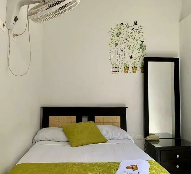 スタンダードシングルルーム, Mi Casita Pereira