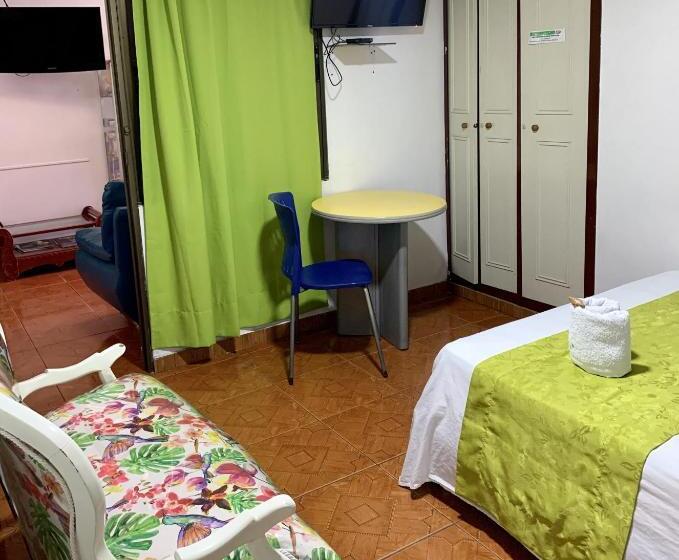 标准间, Mi Casita Pereira