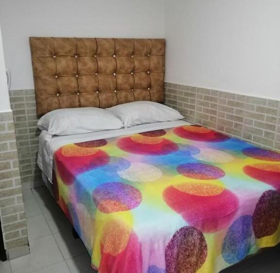 标准间, Mi Casita Pereira