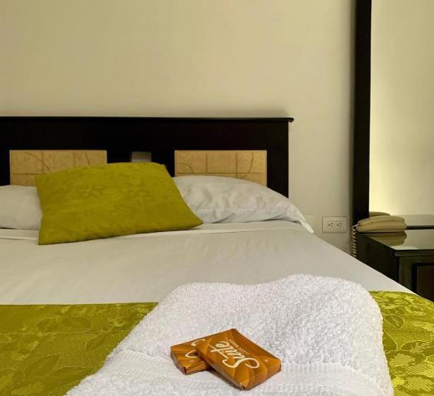 标准间, Mi Casita Pereira