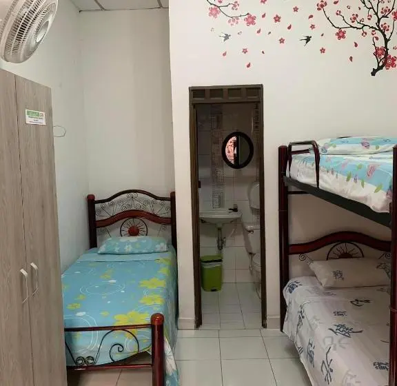 スタンダード４人部屋, Mi Casita Pereira