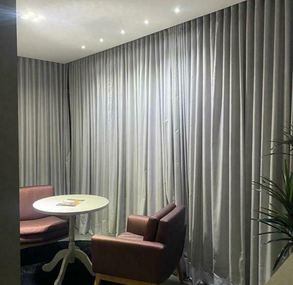 סוויטה נשיאותית, Verona Tower