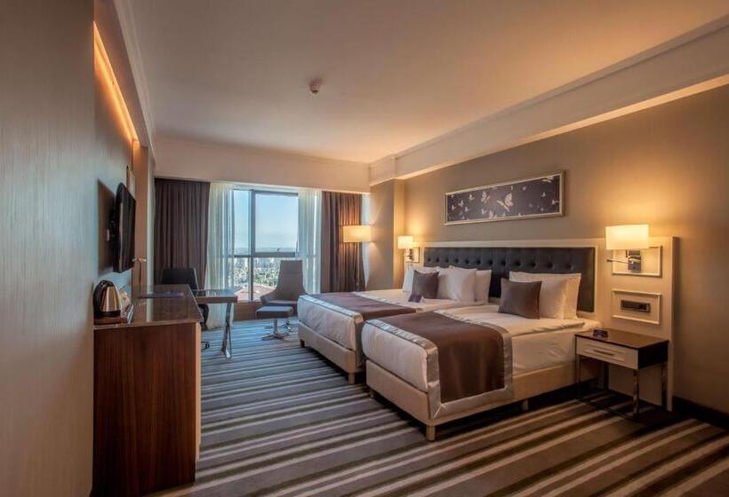 Семейный Номер, Radisson Blu Hotel, Diyarbakir