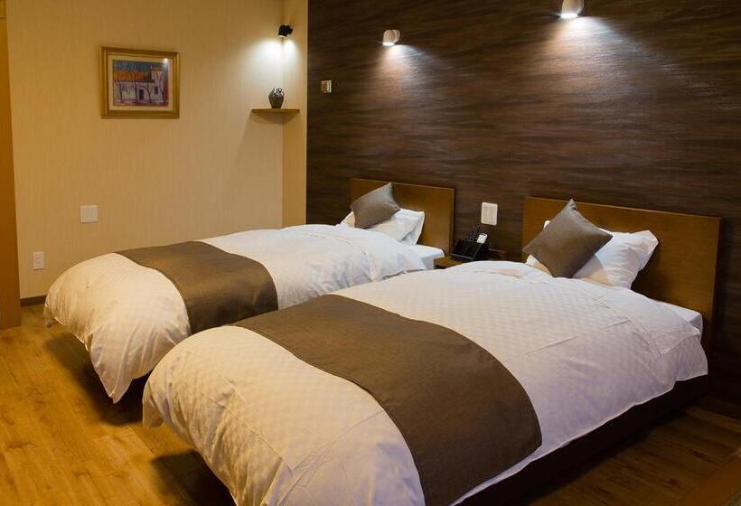 חדר סטנדרט, Oehonke