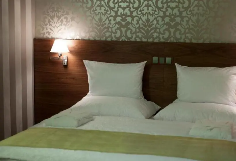 Deluxe-huoneisto 1 Makuuhuone, Wellness Hotel Löwe
