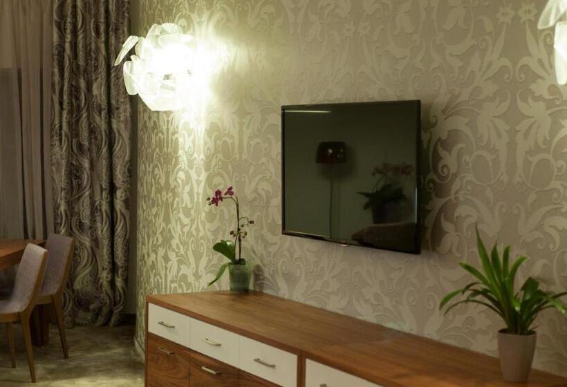 آپارتمان لوکس 1 خوابه, Wellness Hotel Löwe