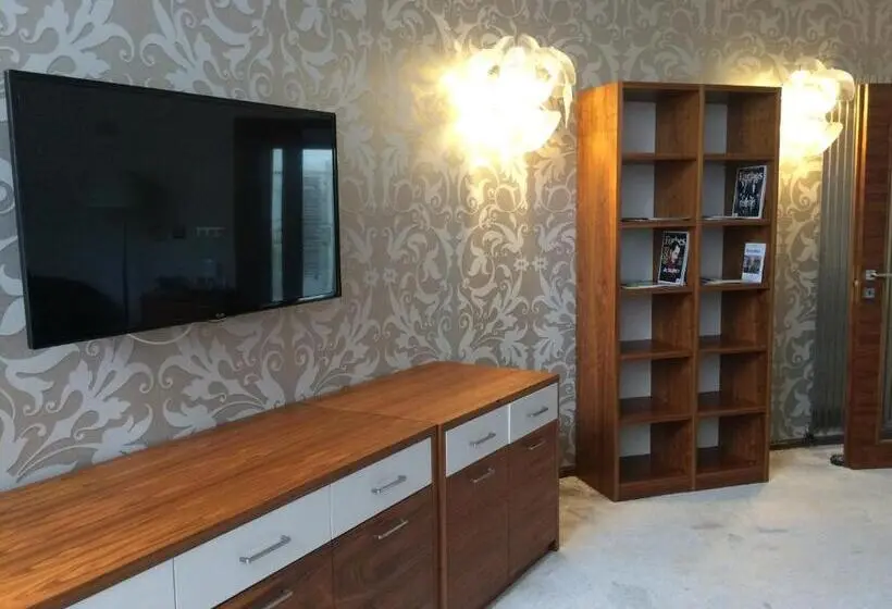 Deluxe-huoneisto 1 Makuuhuone, Wellness Hotel Löwe